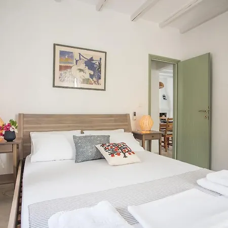 Apleton By A&d * Parikia (Paros)