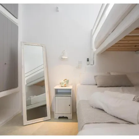 Apleton By A&d Parikia (Paros)